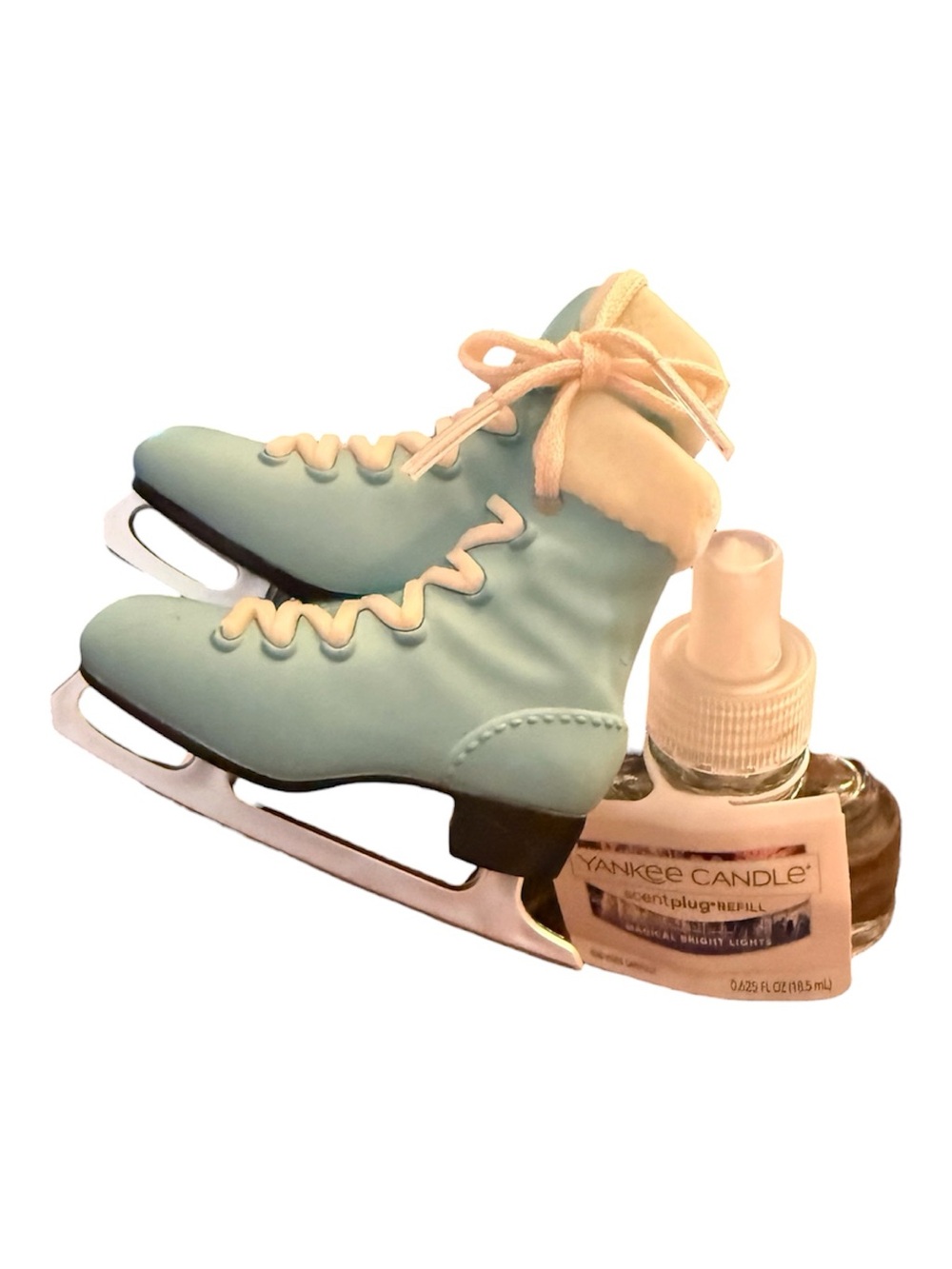 Yankee Candle Blue Ice Skates ScentPlug Night Light + Refill Winter Holiday